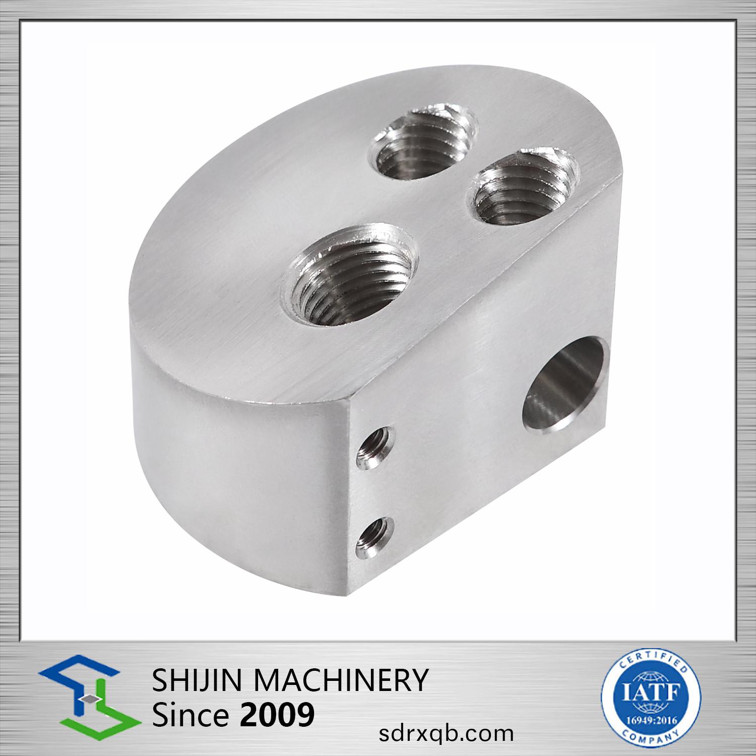 風(fēng)電(dian)行(xing)業(yè)(ye)-非(fei)標(biao)定(ding)製閥(fa)塊/閥體(ti)2，角(jiao)度2